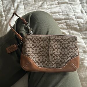 vintage brown coach wristlet